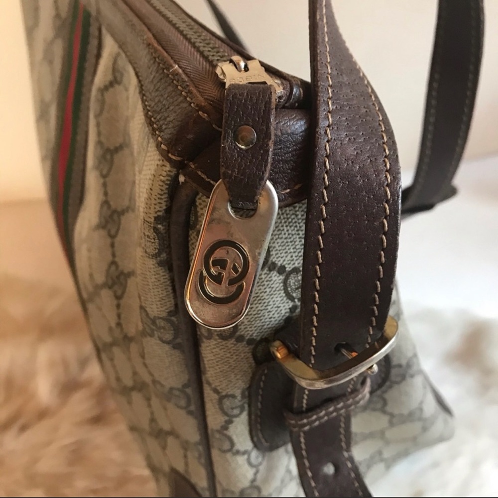 Vintage Gucci GG Supreme Striped Luggage Bag - Picture 4 of 16